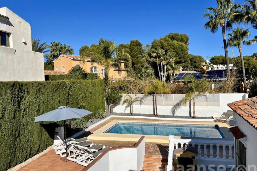 Villa de vacance avec piscine spacieuse et privée à Moraira sur la Costa Blanca