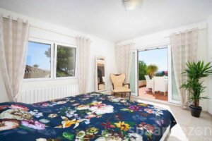 Chambre des maîtres avec vue sur la mer à Moraira